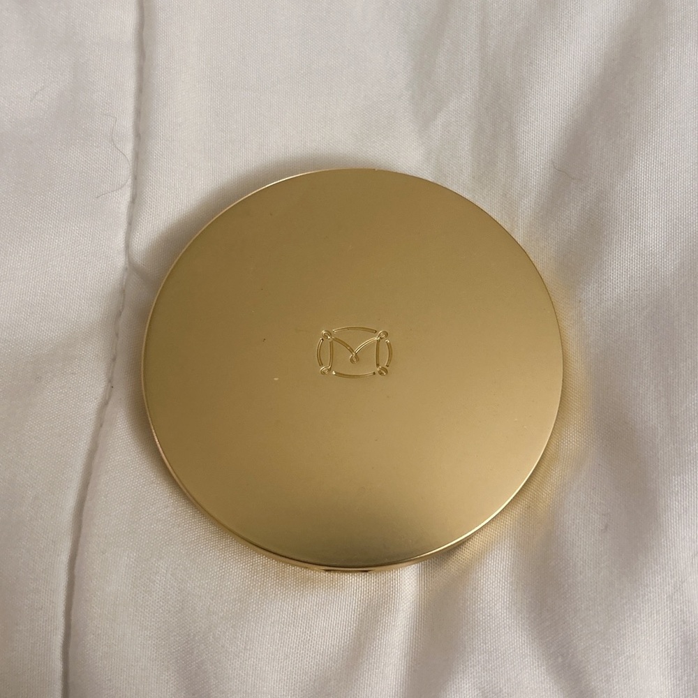 Merit Beauty “on my way” mirror